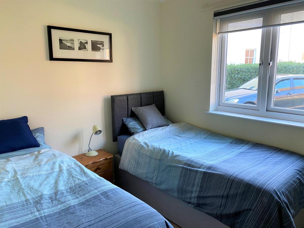 Luxury Suntrap In Private Complex St Leonards Apartamento Newport Beach Exterior foto